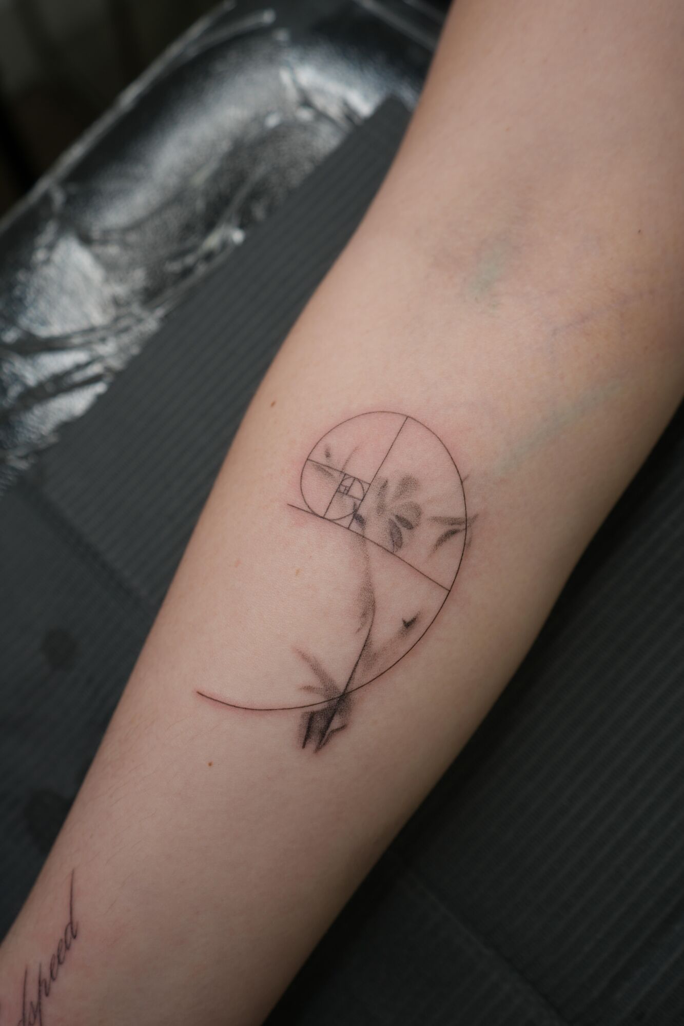 Tattoo done by Valeriia tattoo.by.v in Toronto